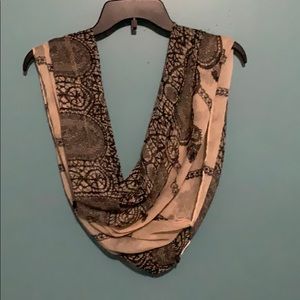 Infinity scarf